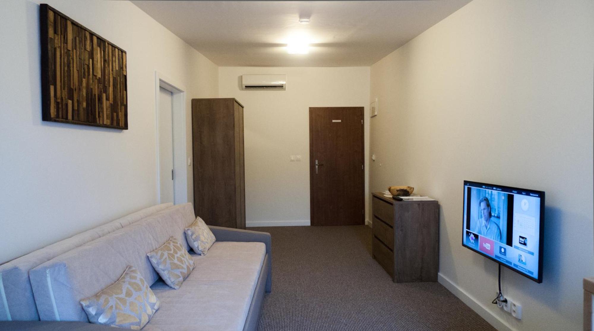 A7 Apartments Komarno Room photo